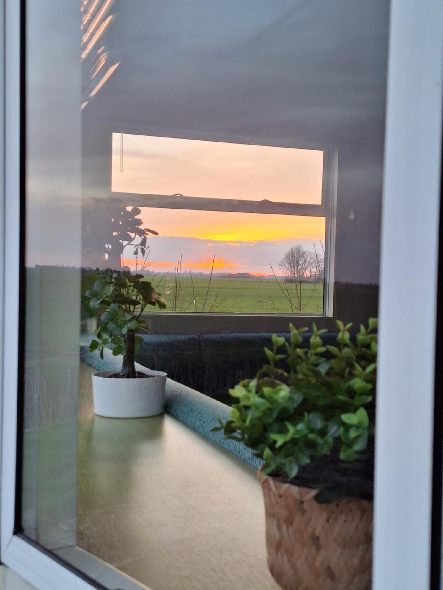Stacaravan Elly, Minicamping De Grutte Earen Campsite Burum